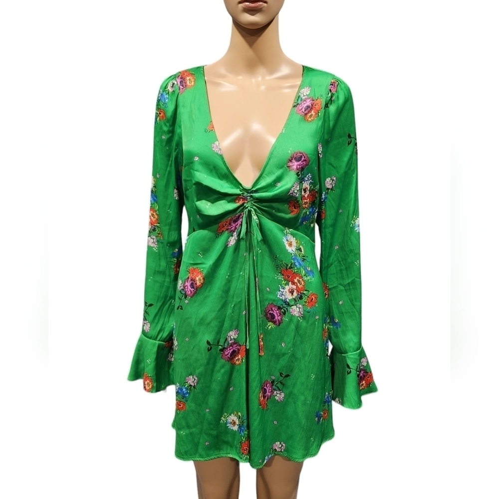 Anthropologie Free People women's green floral ruched front bell sleeve dress M - Picture 8 of 8